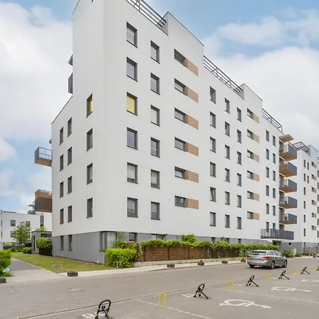 Industrial Apartment With Parking Fort Wola By Noclegi Renters Warszawa Eksteriør bilde