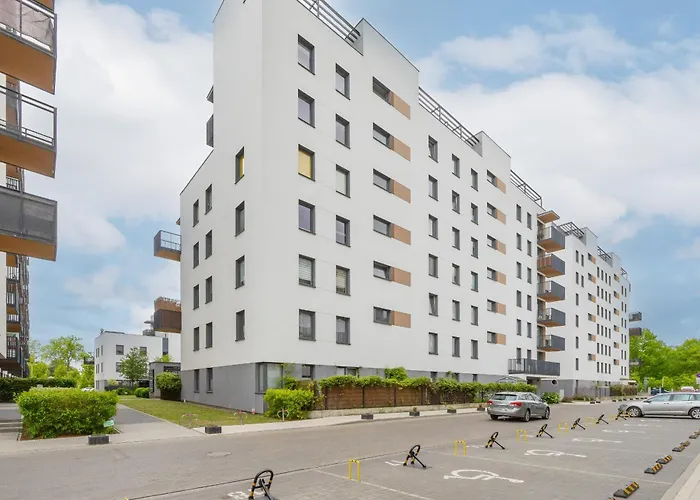 Industrial Apartment With Parking Fort Wola By Noclegi Renters